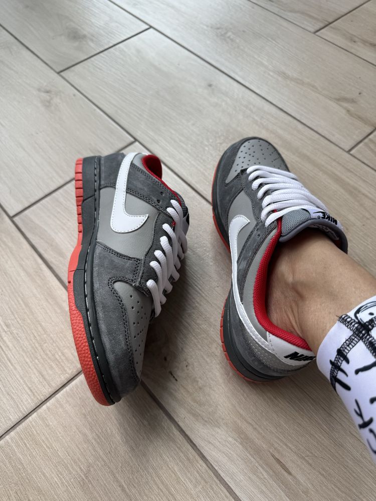 Nike Dunk SB Low Staple NYC Pigeon