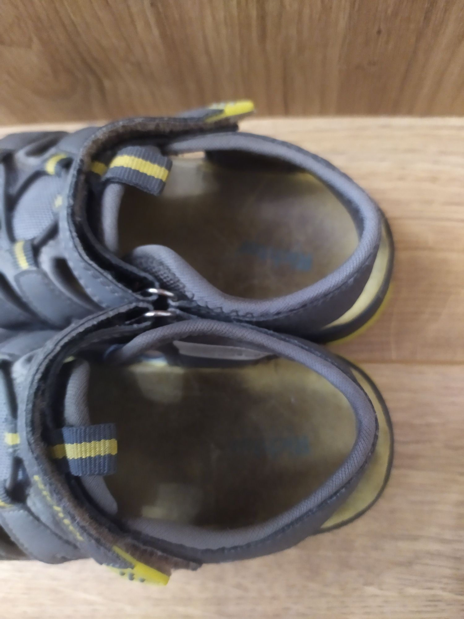 Buty sandałki dla chłopca rozmiar 28 Richter