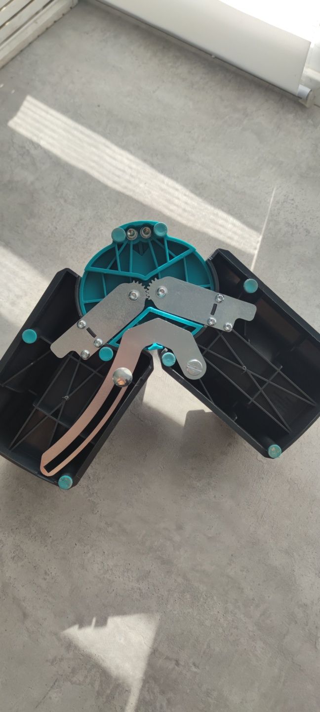 Угломер и стусло Wolfcraft для плинтусов высотой до 70 мм