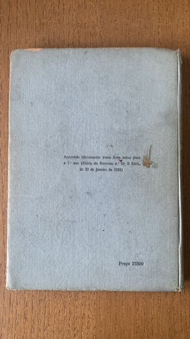 Latini Auctores 1958