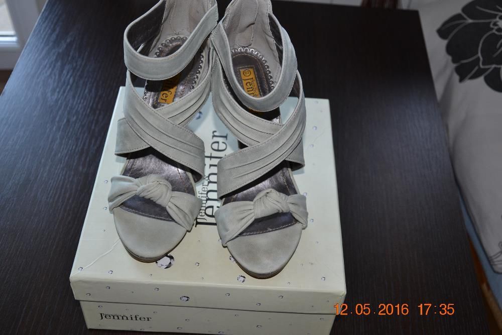 Buty 37