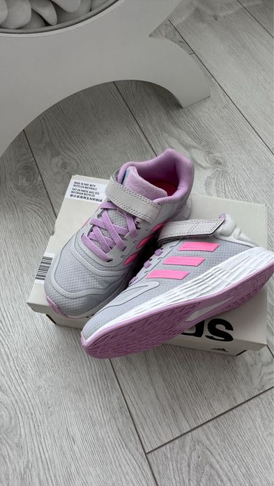 Кроссовки для девочки adidas