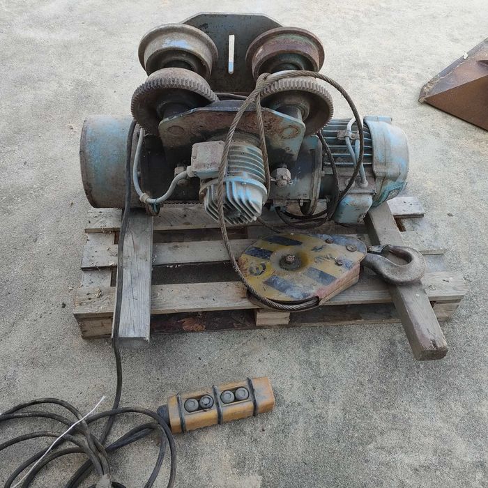 Wciągarka 2T BALKANCAR suwnica wciągnik