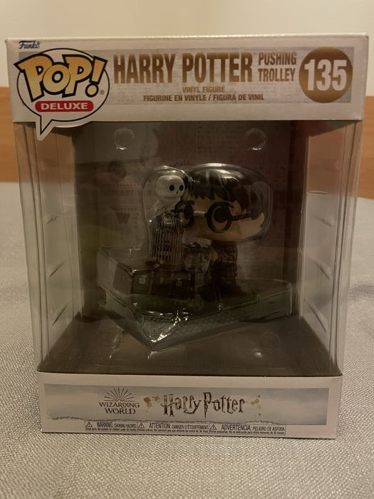 Funko POP! Deluxe Harry Potter Harry Potter Pushing Trolley #135