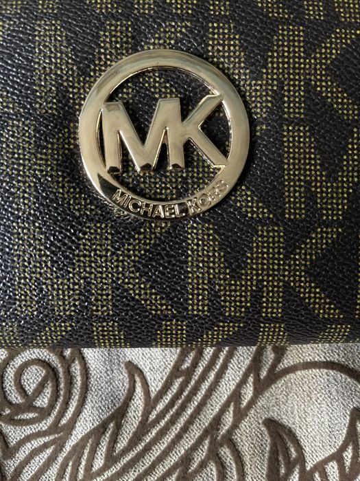 Жіночий гаманець Michael Kors