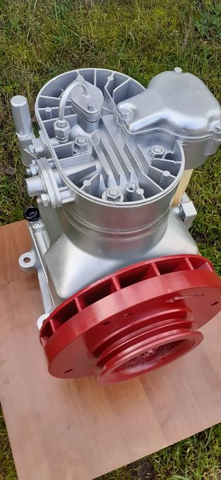 Продам компрессор у43102