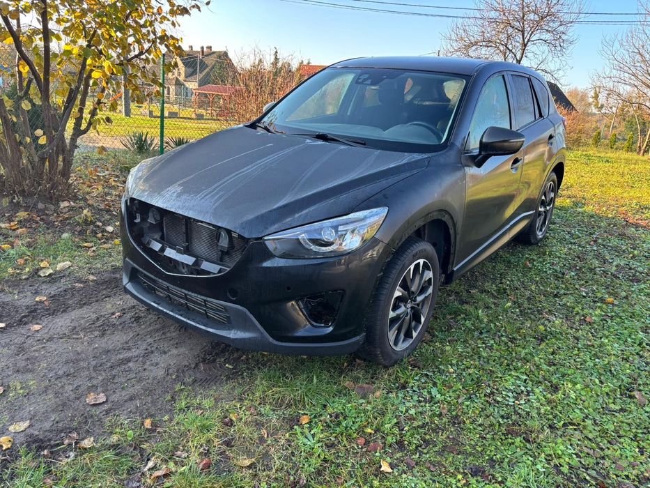 Samochód osobowy Mazda