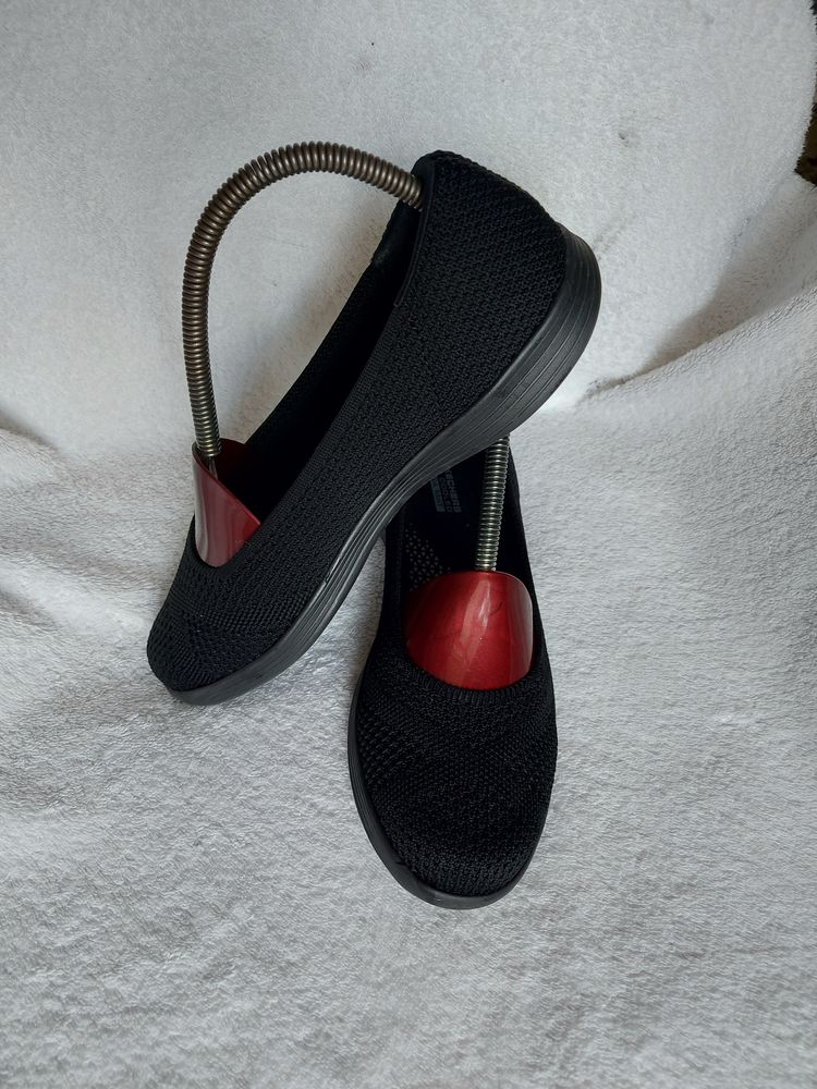 Мокасины слипоны skechers on the go 37p черные
