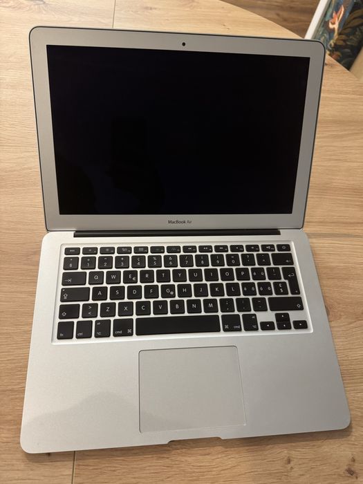 MacBook Air 13 Stan Idealny