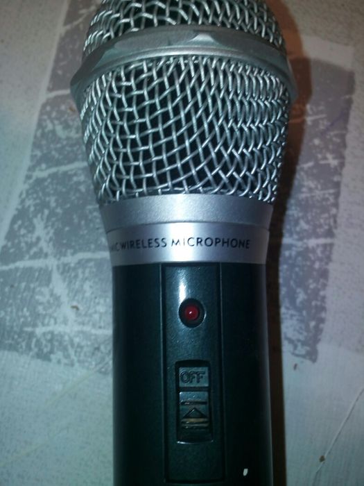 Microfone prof.sem fios vxm.286ts usado, ler anuncio posso trocas
