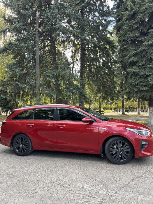 Продам Kia Ceed 2018