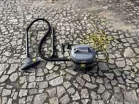 Sprzedam odkurzacz karcher t7