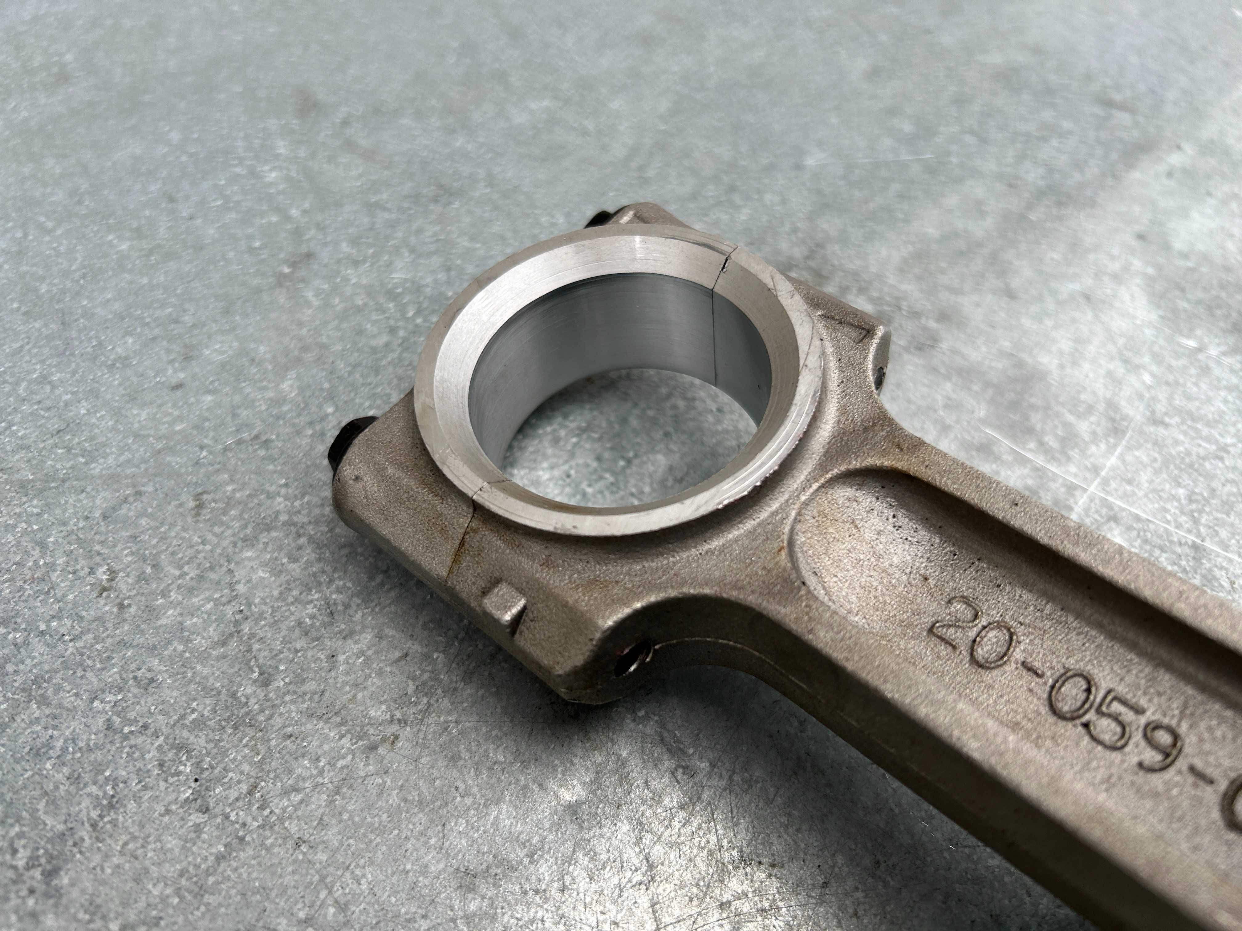 Korbowód z tłokiem Kohler Courage 15 KM 17 KM 18KM 20, 059 04 Twin CAM