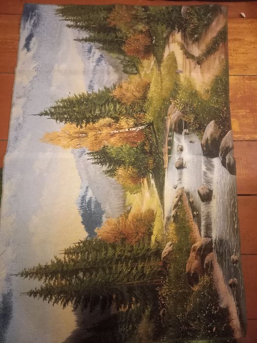 Шикарные гобелены (картины)тканые недорого.