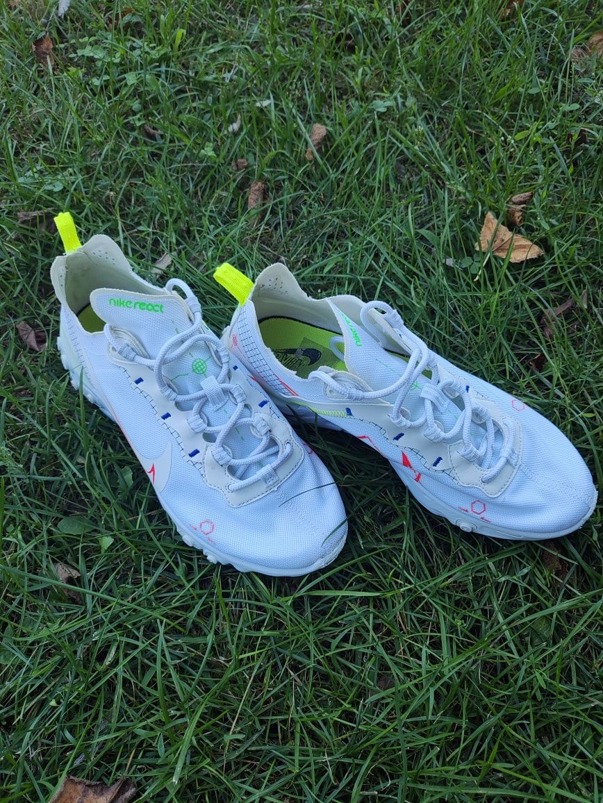 Кроссовки nike react