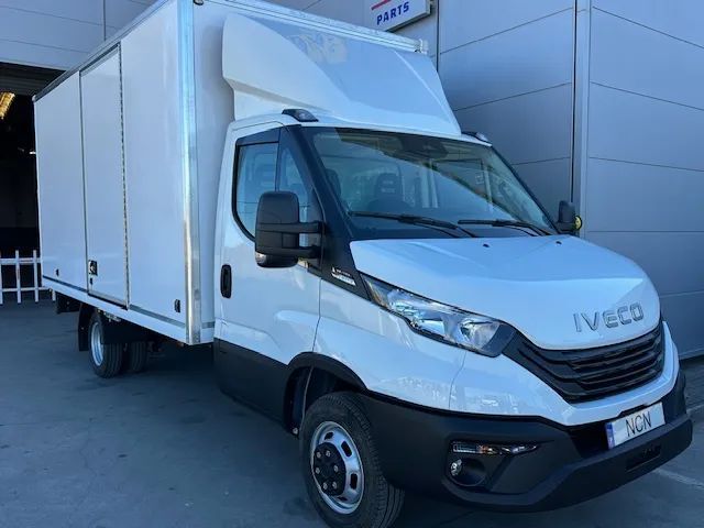 Iveco DAILY 35C16A8 (cx automática)