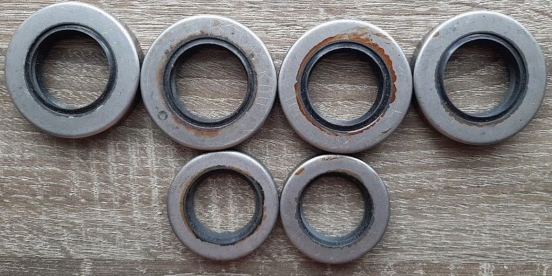 Сальник ВАЗ 2101 32х56х10 и 47х28х8