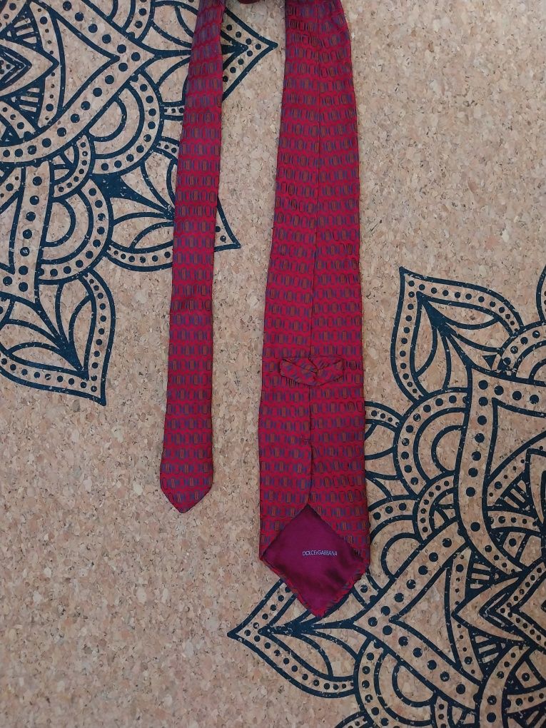 Bordowy jedwabny krawat męski Dolce&Gabbana