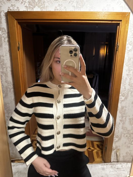 Кардиган чорно-білий