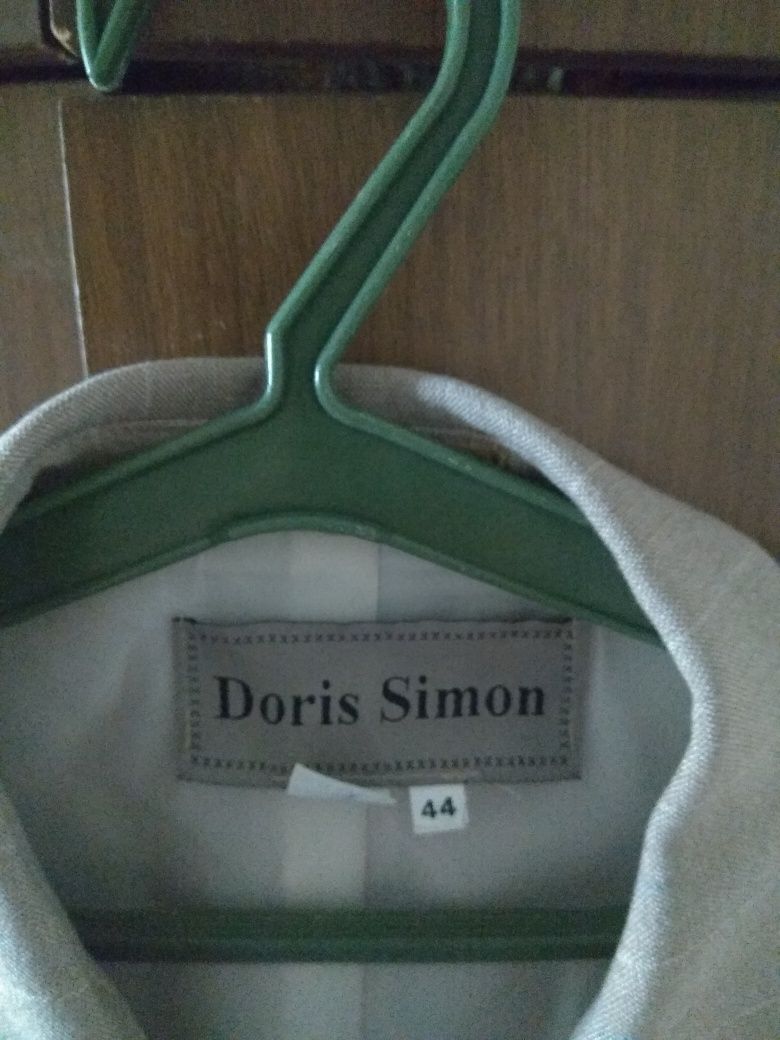 44 Doris Simon Beżowa marynarka męska