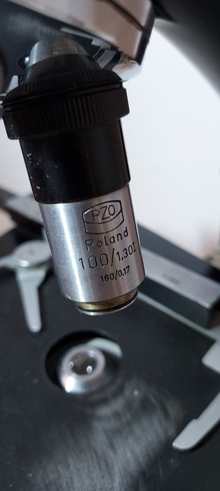 Mikroskop laboratoryjny PZO