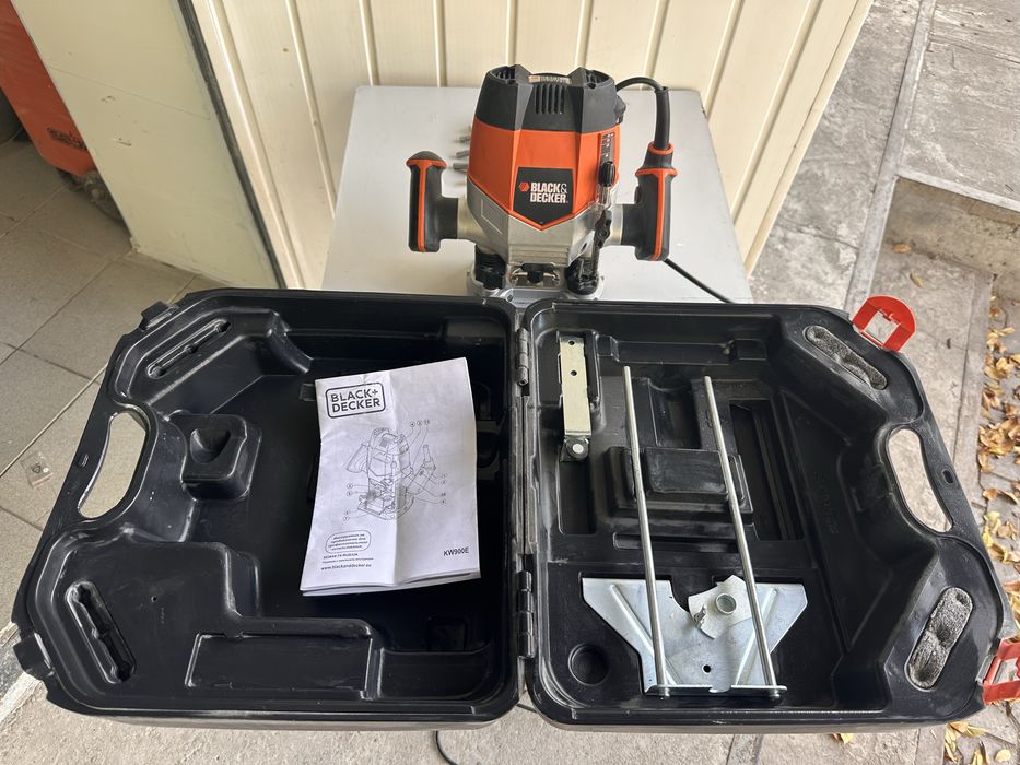 Фрезер Black & Decker KW900E 1200Вт