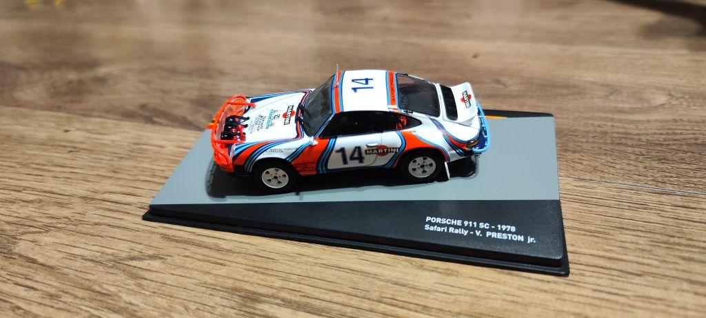 Porsche 911 SC skala 1:43