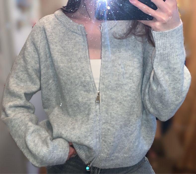 Кардиган сірий на замку