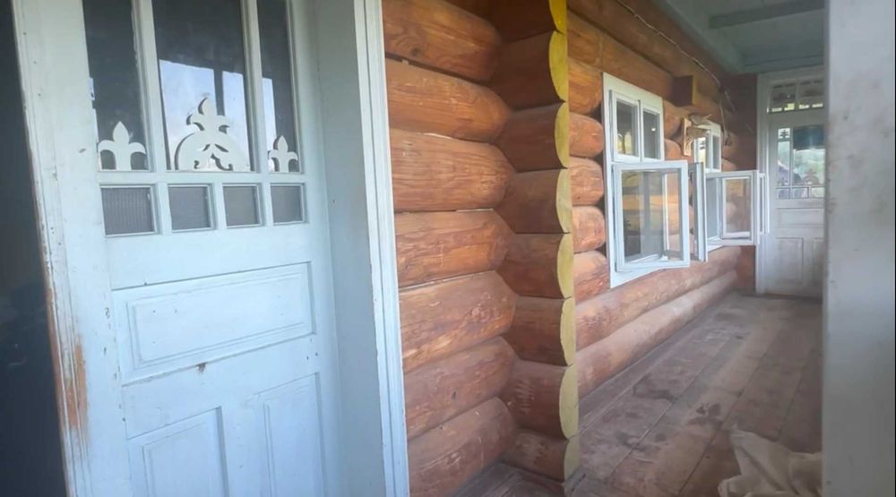Ділянка зі старою хатою 2,25 гектари