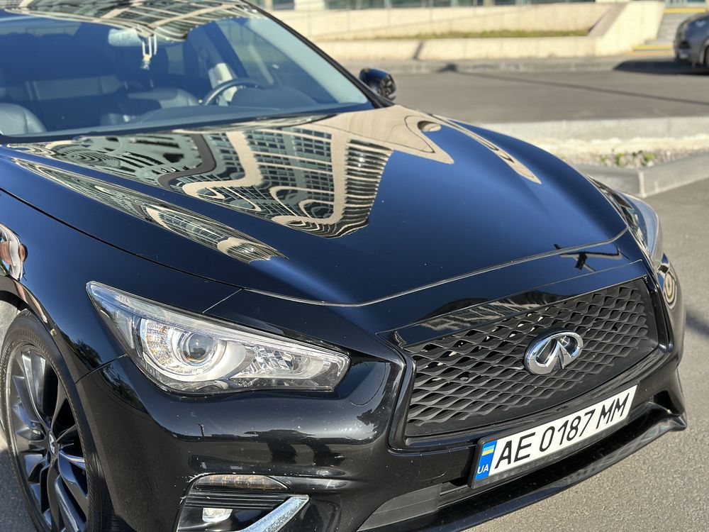 Infinity q50 2018 3.0л бензин