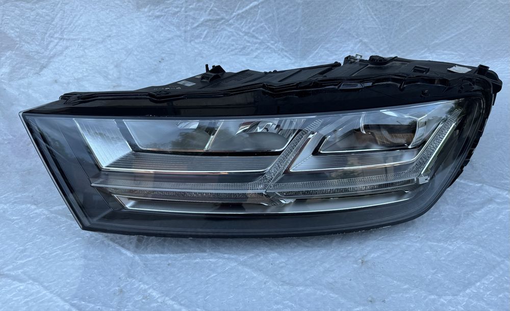 Фара ліва лед led Audi Q7 4M0 2016 2017 2018 2019 USA