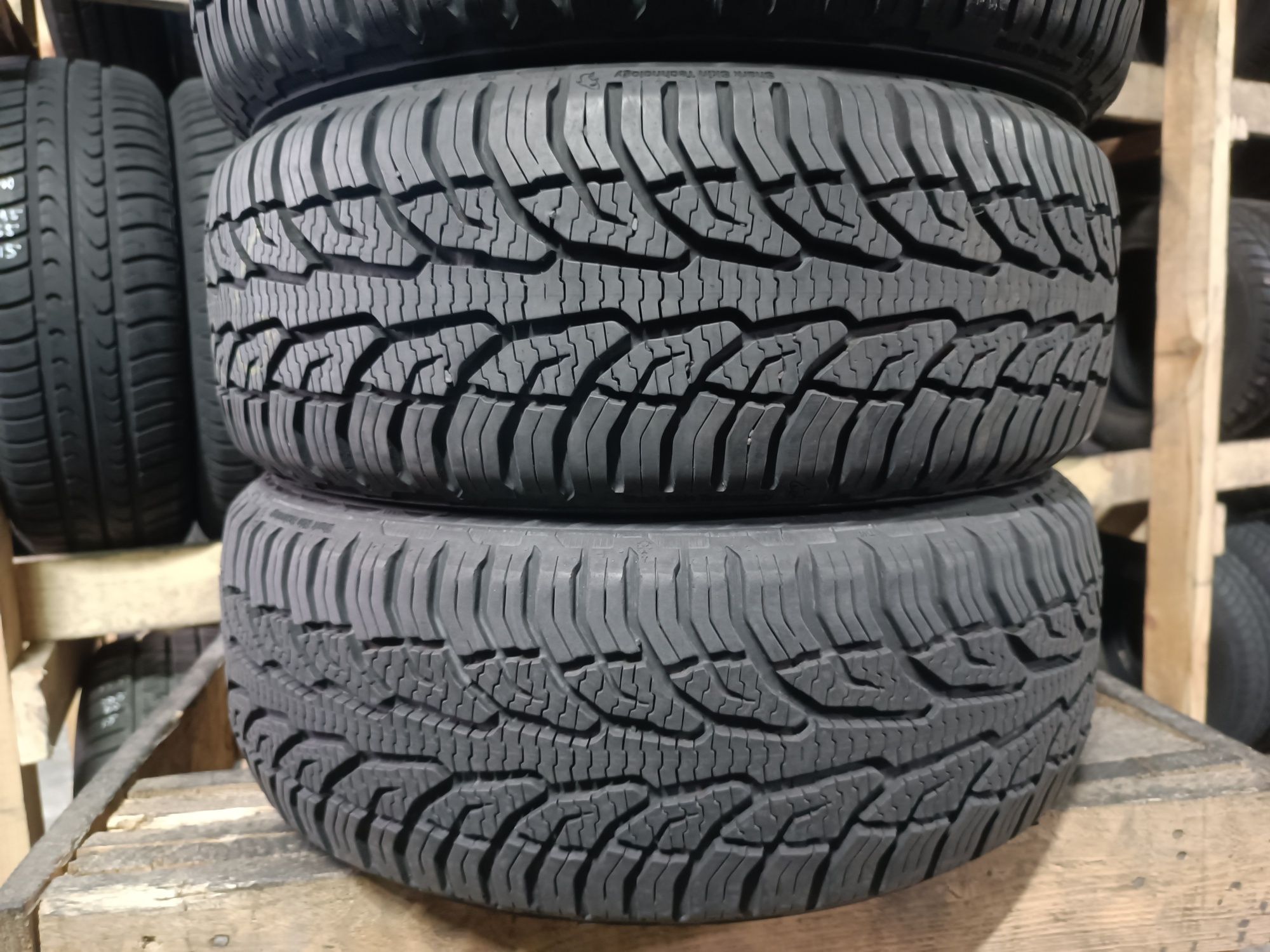 Всесезонні шини UNIROYAL 185/55 R14 резина Р14
