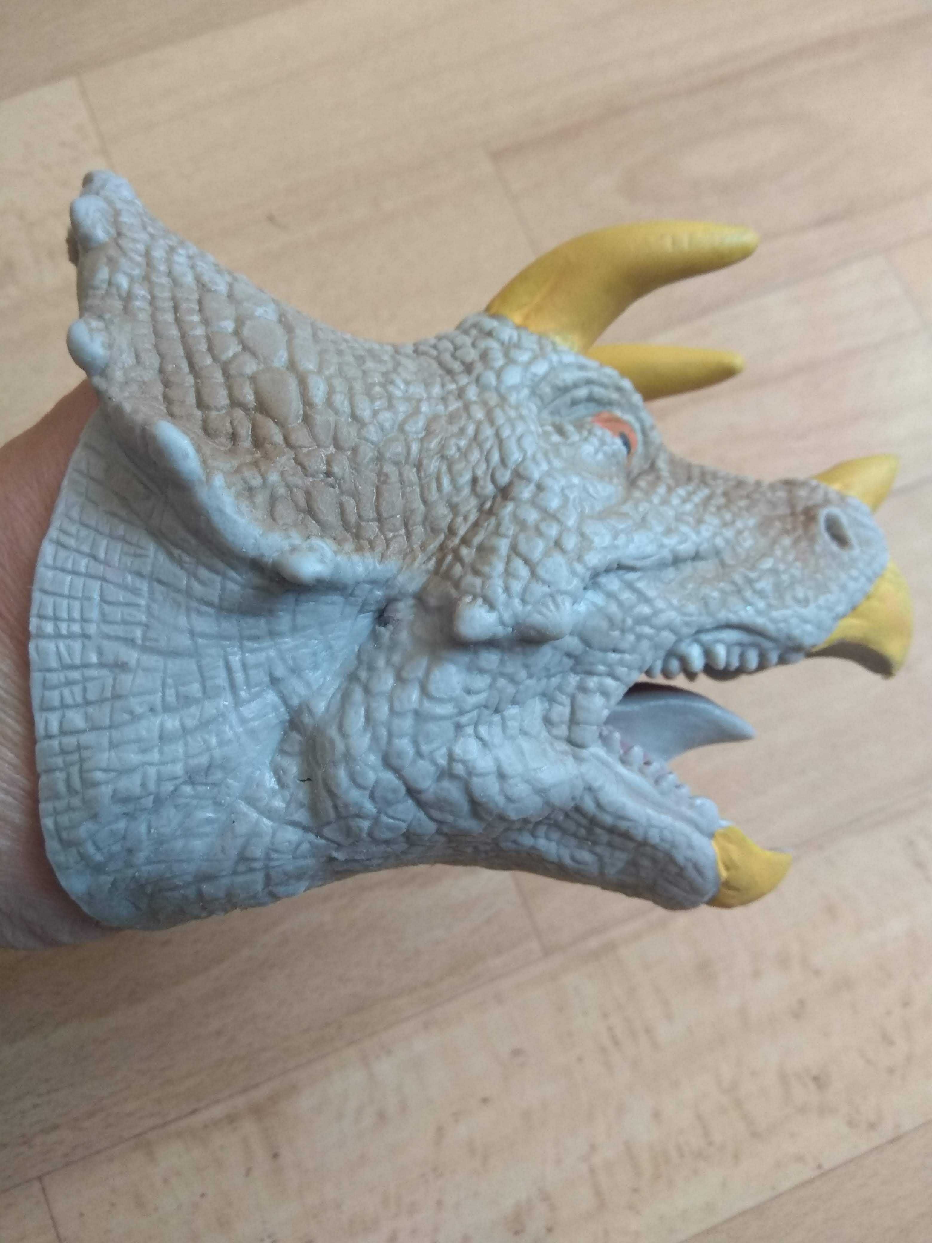 занимательная игрушка - голова динозавра на руку