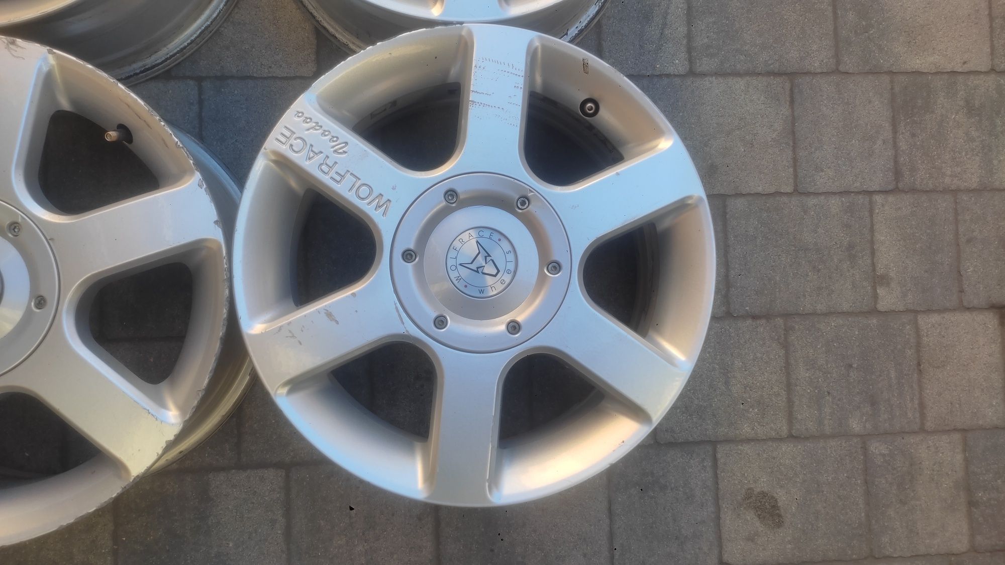 Felgi renault ford dacia 15 cali 6.5J ET 43 dwa roztway 4x100 4x108