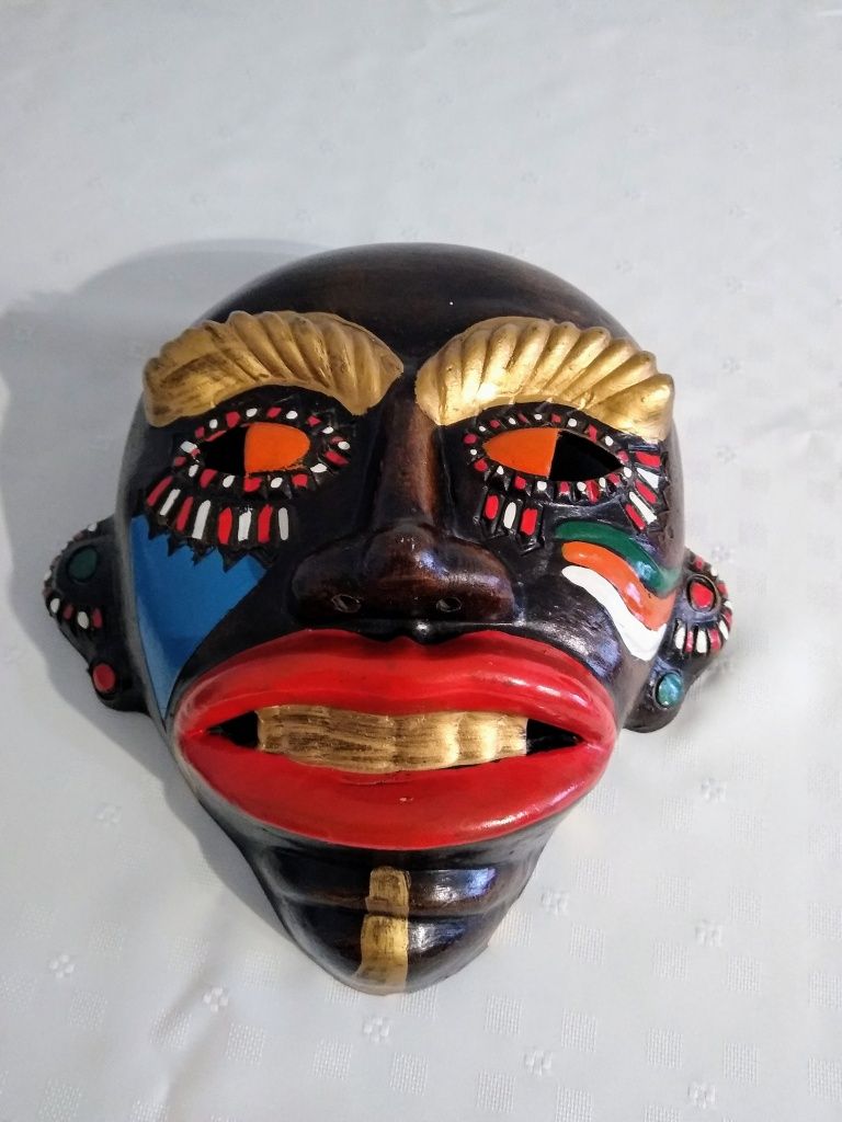 Maska ceramiczna