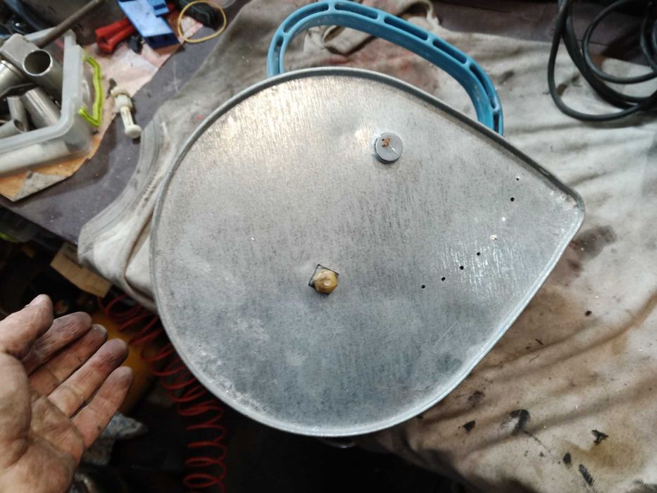 Розбризкувач будівельних сумішей /1.5л/. Шубомет.