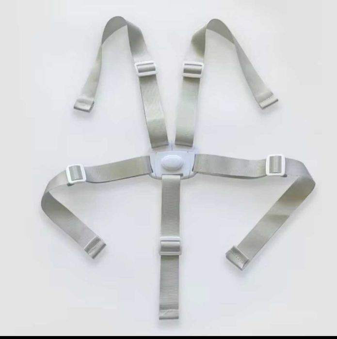 Ремені безпеки в коляску, стільчик для годування