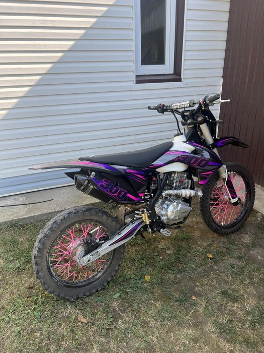 мотоцикл профактори 300