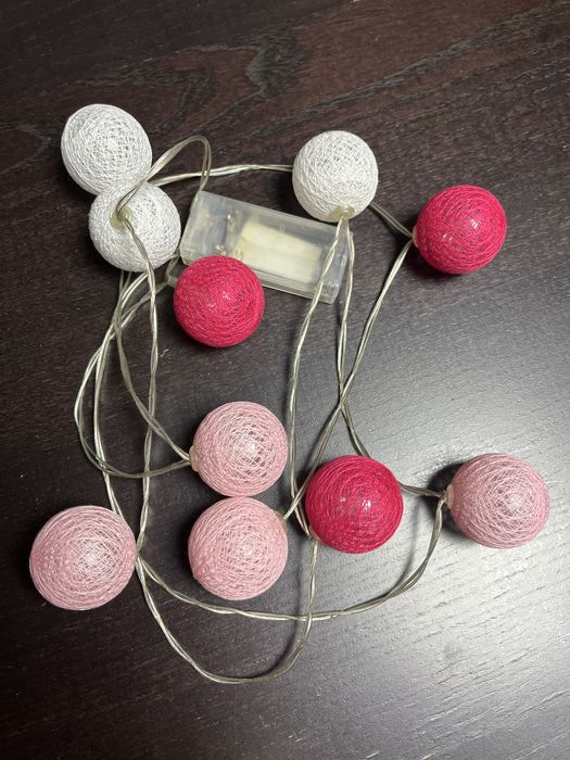 Łańcuch świetlny z 10 lampionami LED cotton balls, zasilanie bateryjne