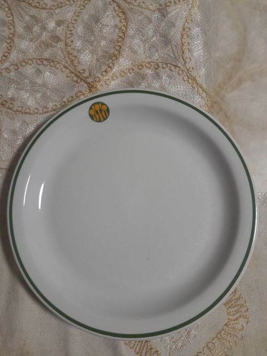Talerze Łubiana porcelana