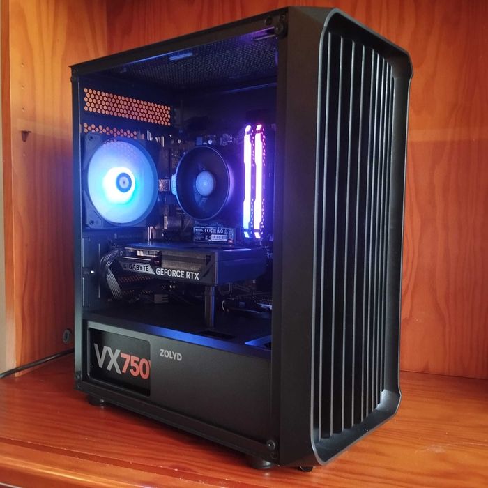 Pc Gamer Ryzen 7 5800X, RTX 5060, 32 GB DDR4 RGB