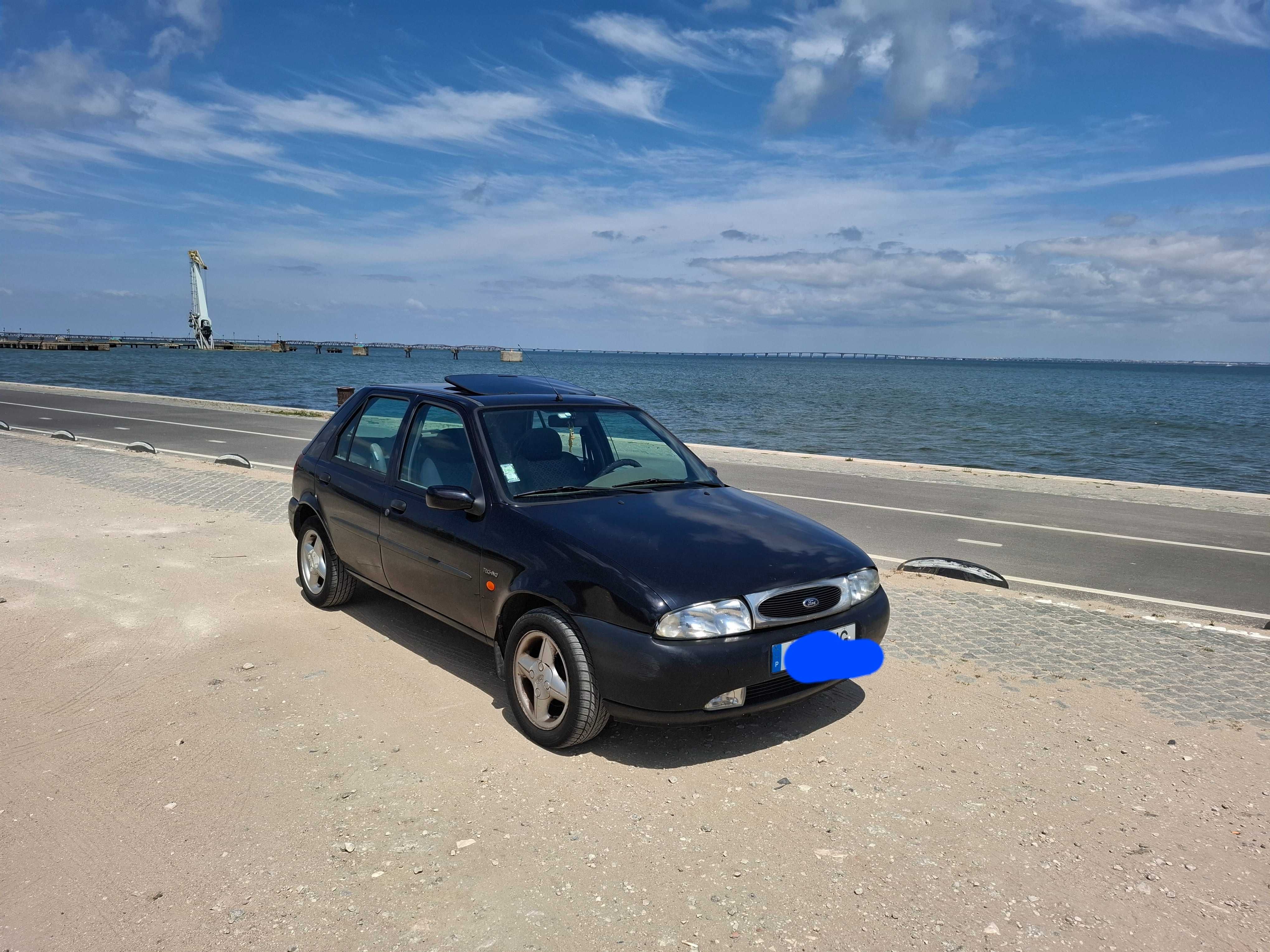 Ford Fiesta techno 1.2  de 96