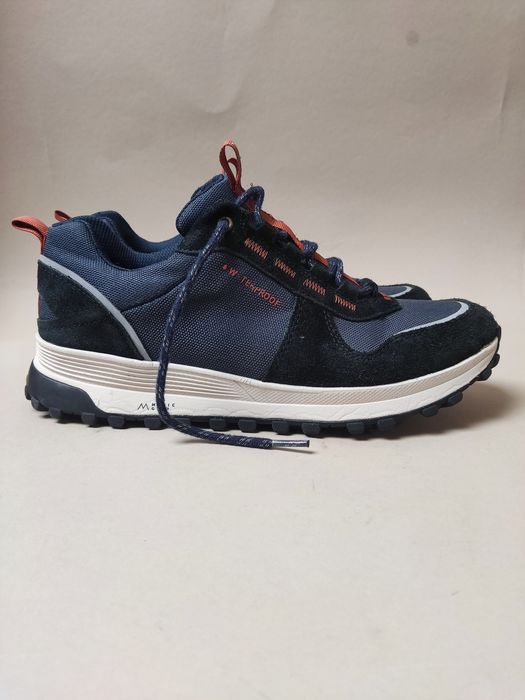 Чоловічі сині кросівки Clarks Atl Trek Walk на Waterproof