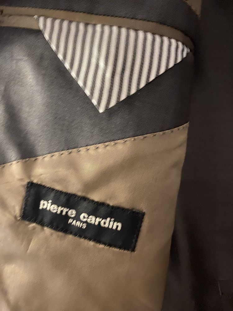 Garnitur Pierre Cardin. Wełna. Bardzo elegancki