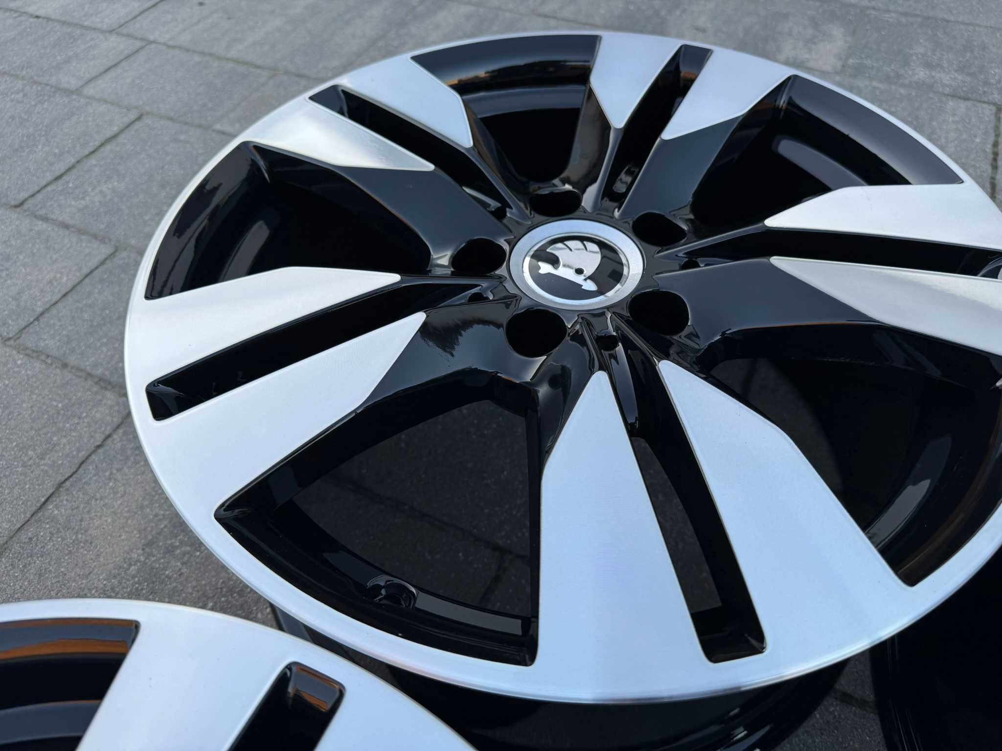 FELGI 17 Audi A4 B7 B8 B9 A6 C6 C7 C8 A8 TT 8J 8S 5x112 8.5J ET48 #140