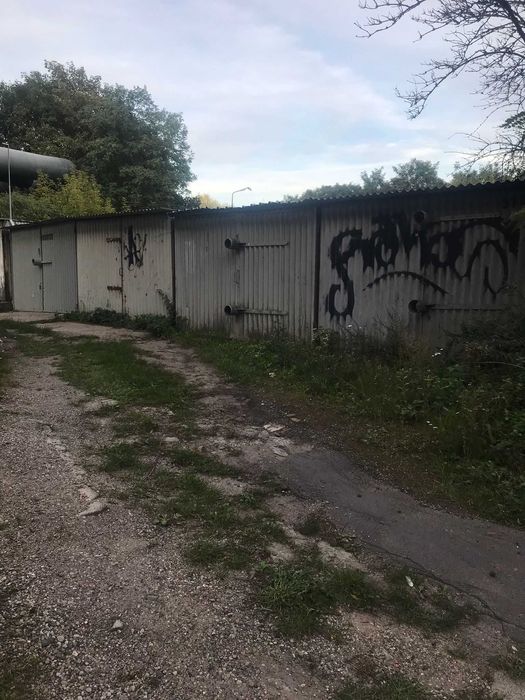 Sprzedam garaż blaszany Pomorzany