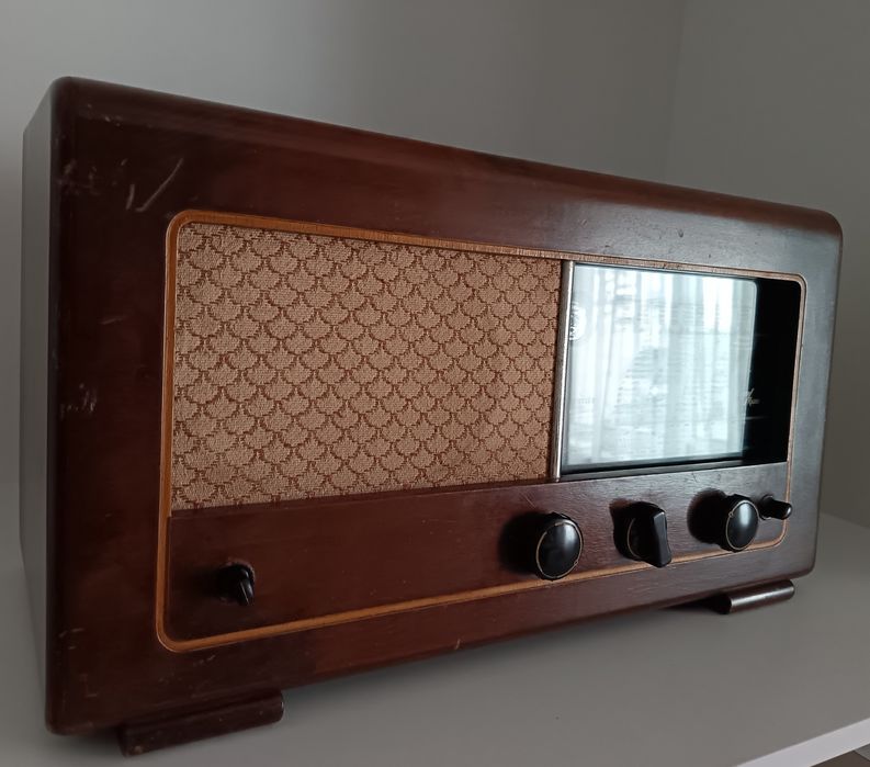 Rádio Antigo Luxor