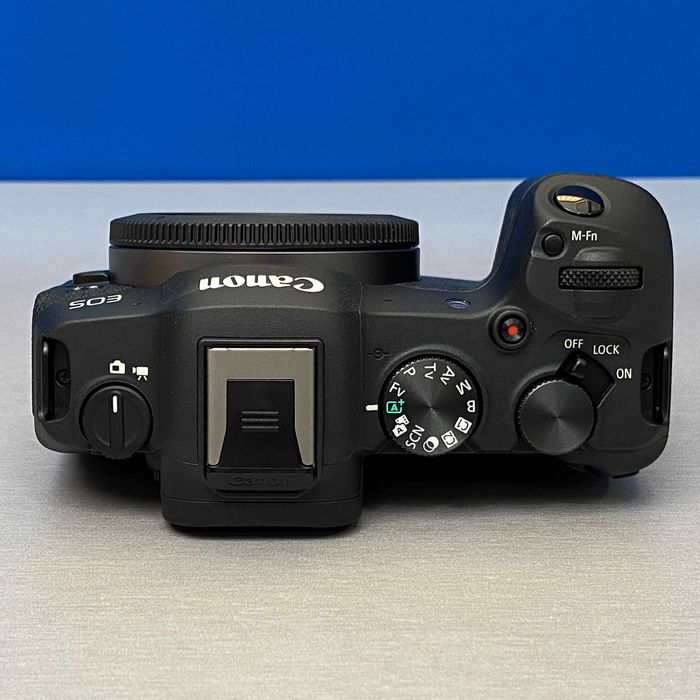 Canon EOS R8 (Corpo) - 24.2MP | 3 ANOS DE GARANTIA