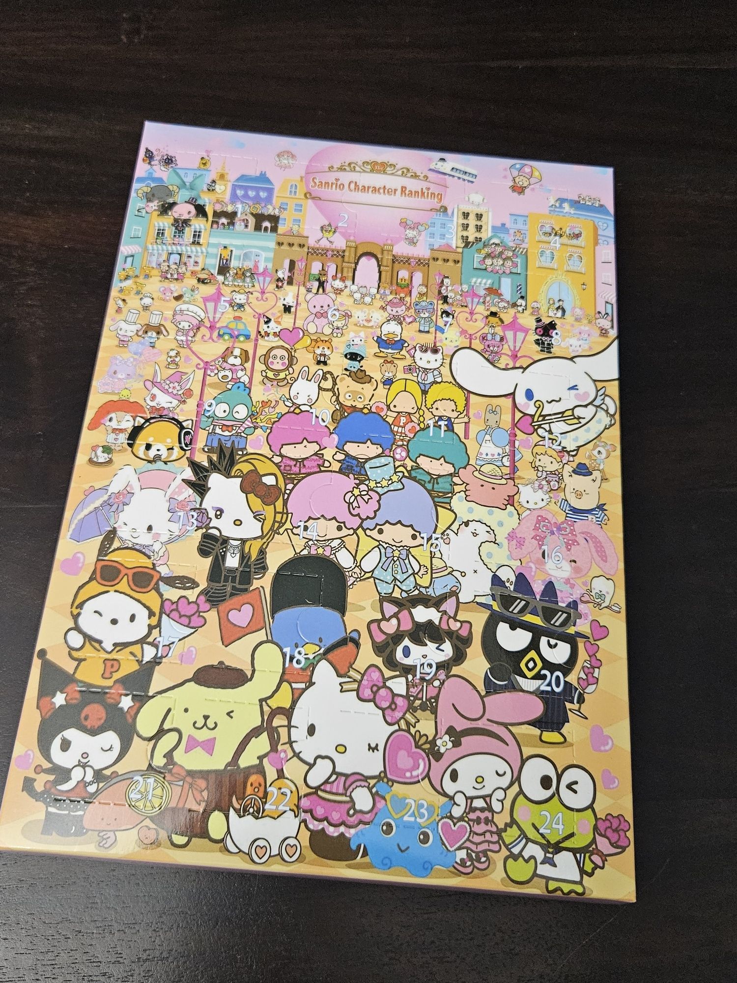 kalendarz adwentowy hello kitty sanrio 24 figurki