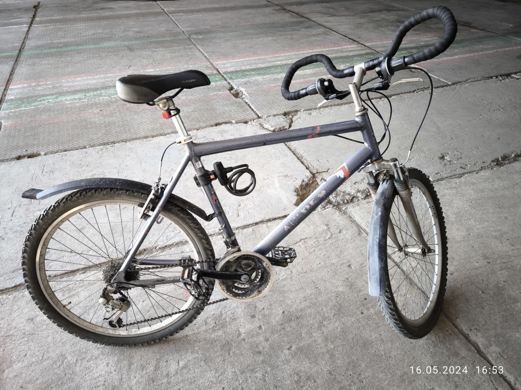 Велосипед алюмінієва рама